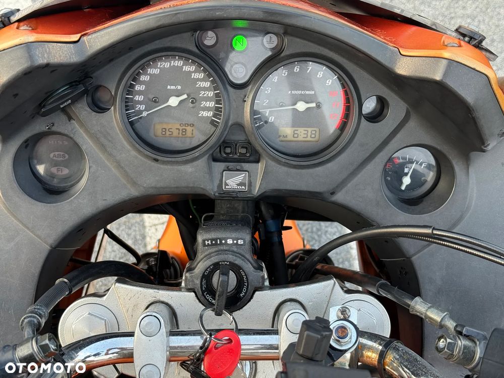 Honda CBF - 10