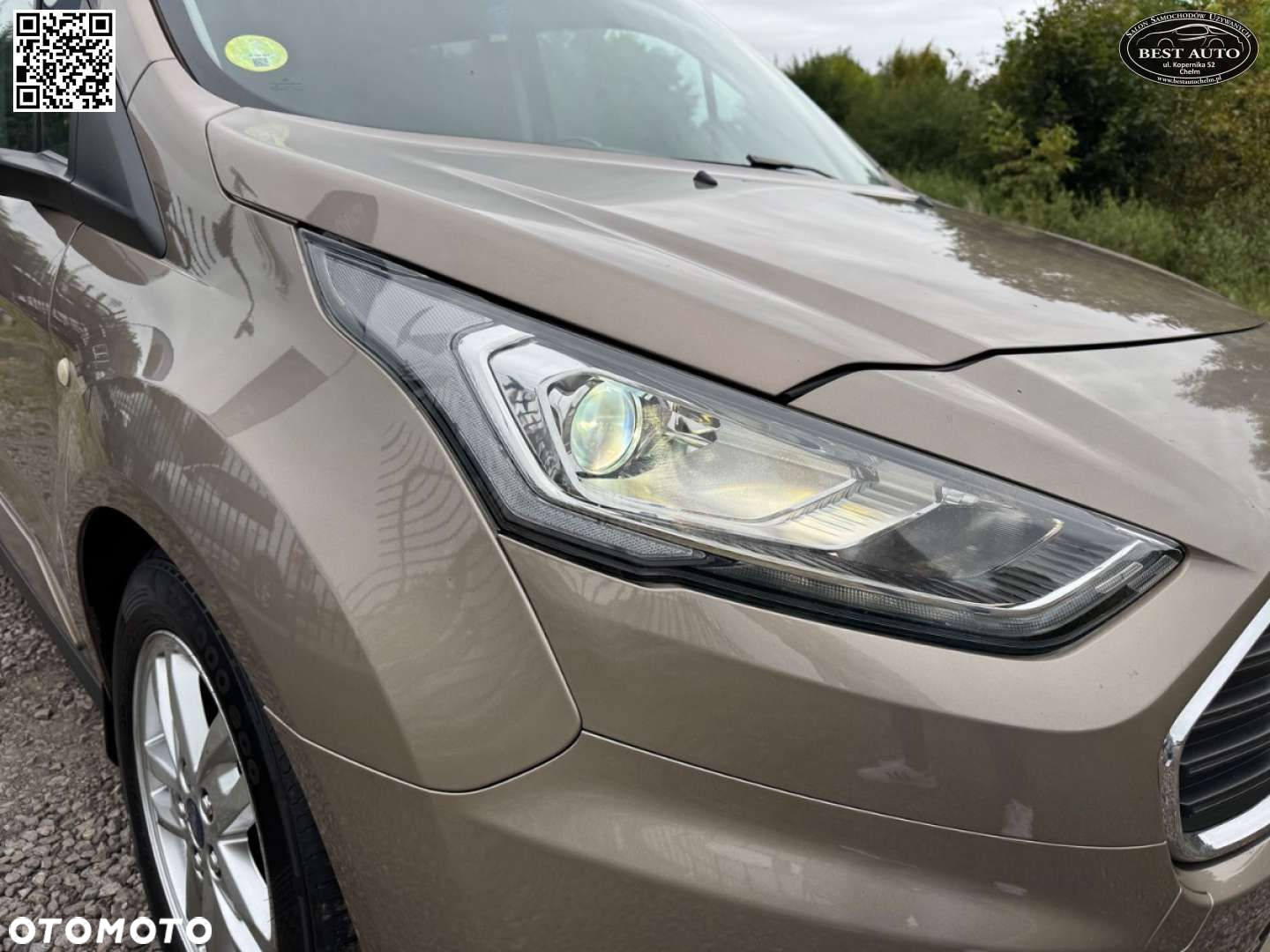 Ford Tourneo Connect Grand - 16