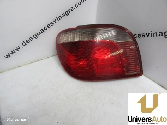 FAROLIM TRASEIRO ESQUERDO TOYOTA YARIS 1.0 G - G 1SZ-FE - 1