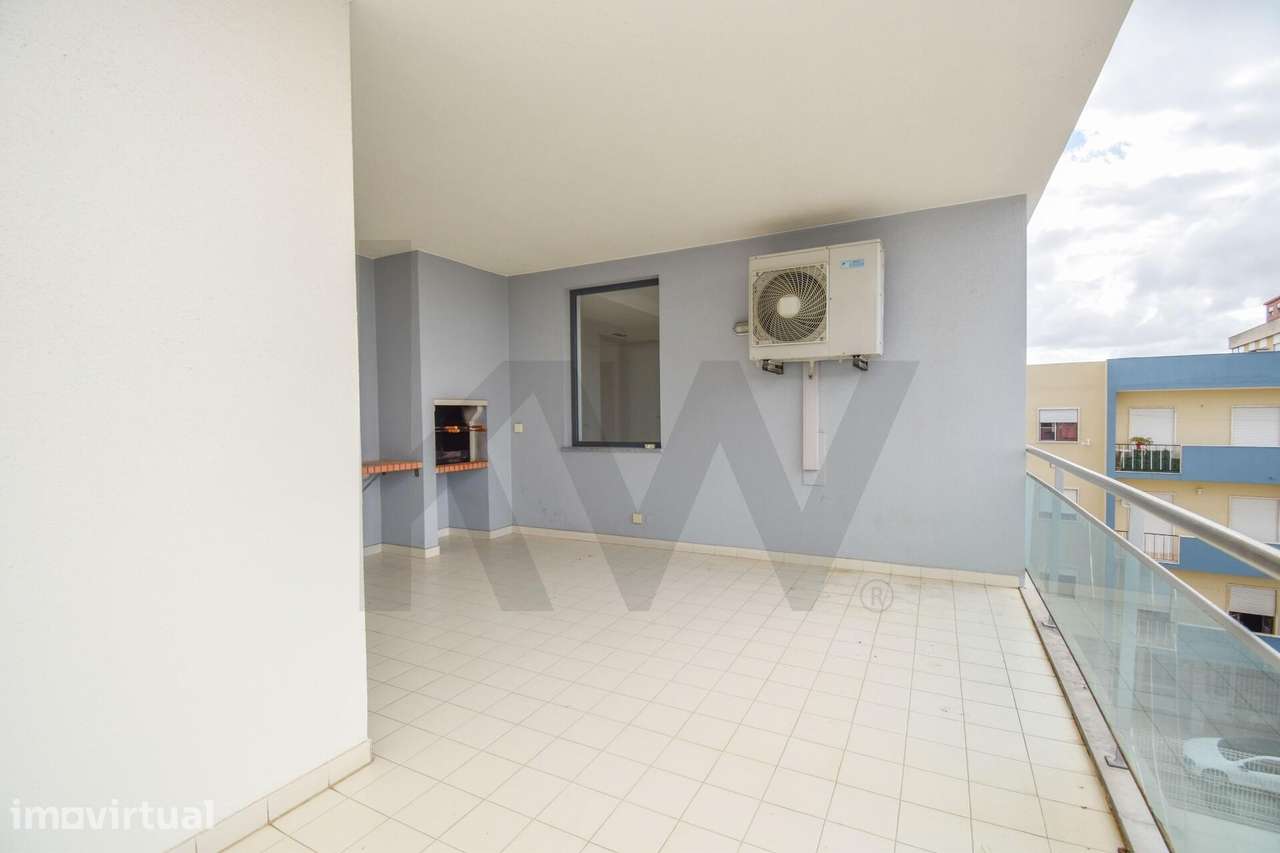 Apartamento T3 I Box I Arrecadação - Grande imagem: 3/29