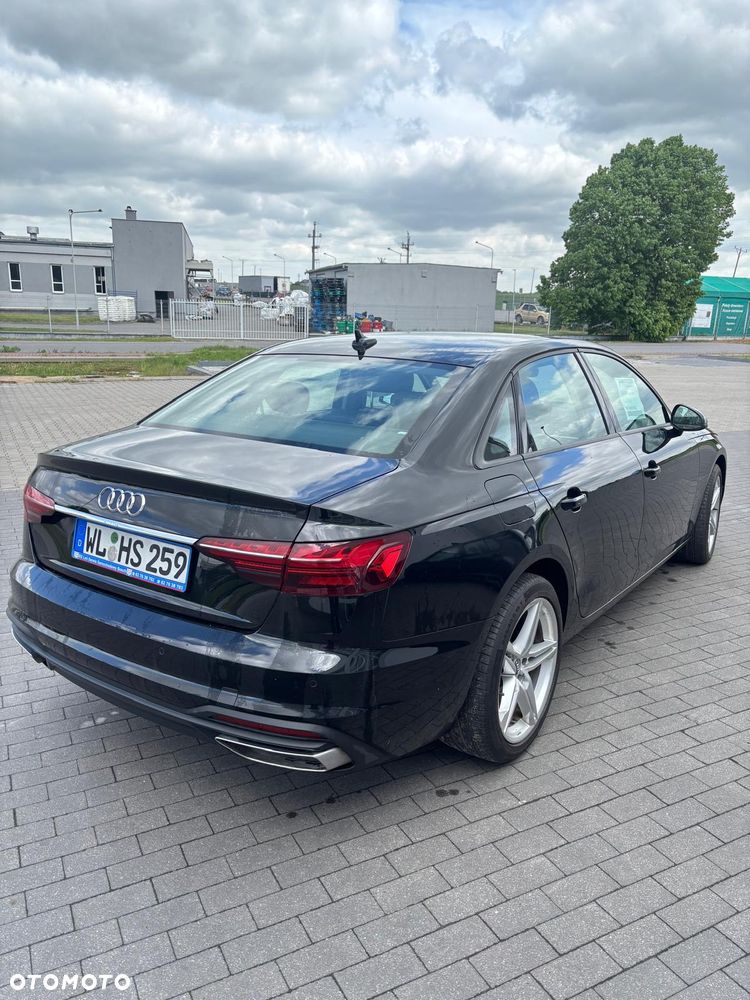 Audi A4 Limousine - 5