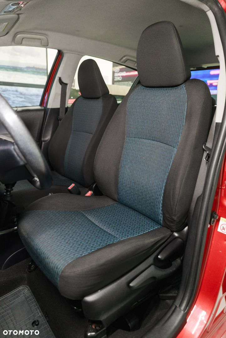 Toyota Yaris - 8