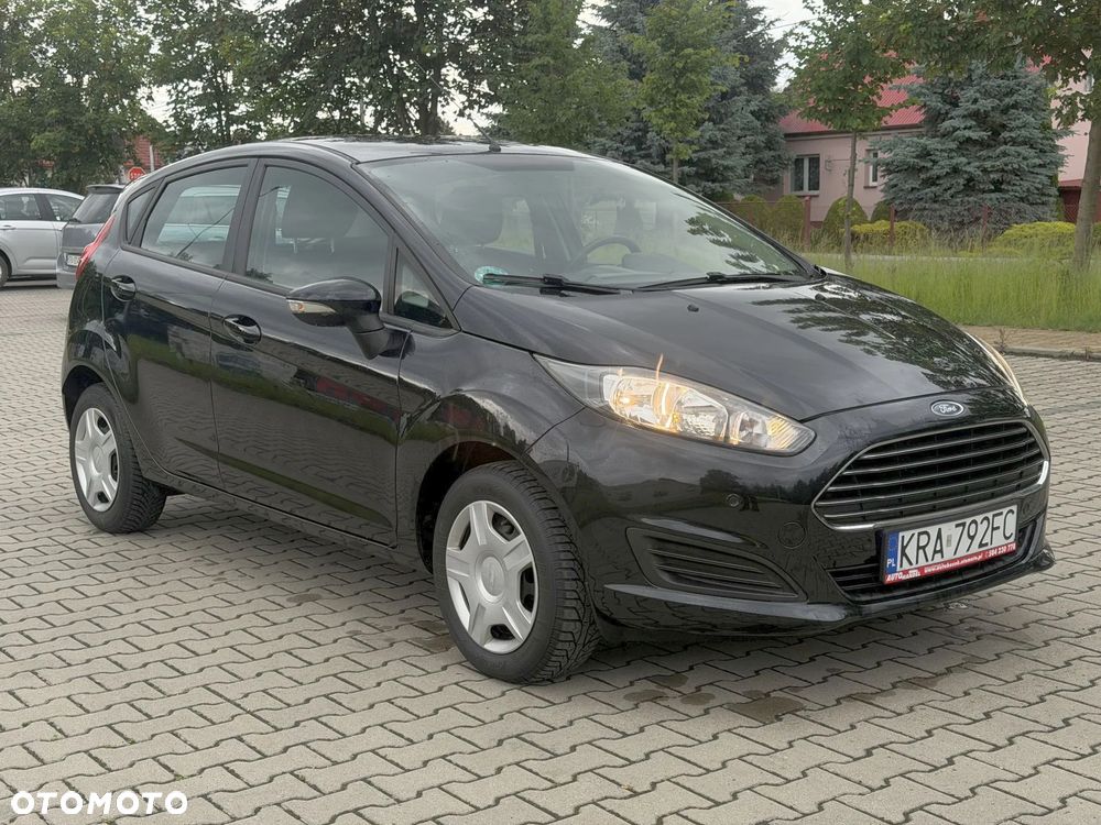 Ford Fiesta 1.25 Titanium X - 33