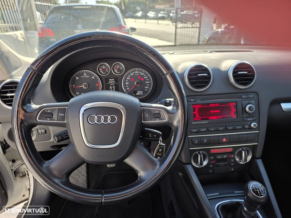 Audi A3 Sportback 1.6 TDI Sport - 4