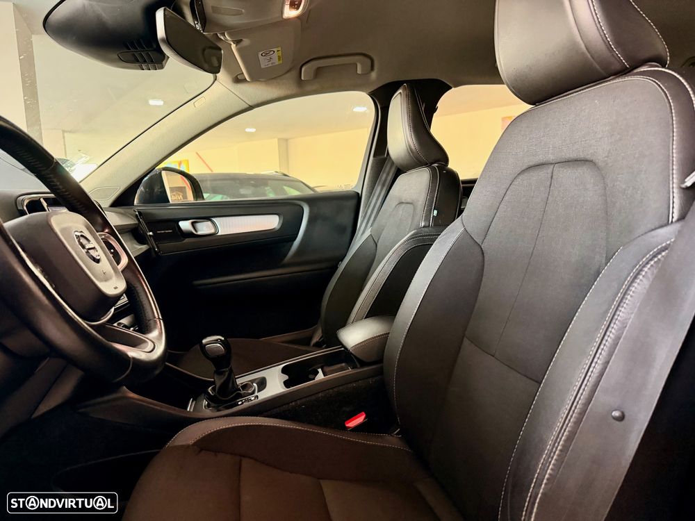 Volvo XC 40 2.0 D3 Momentum Plus - 15