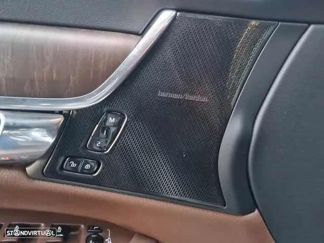 Volvo V90 Cross Country 2.0 D5 Pro AWD Geartronic - 29