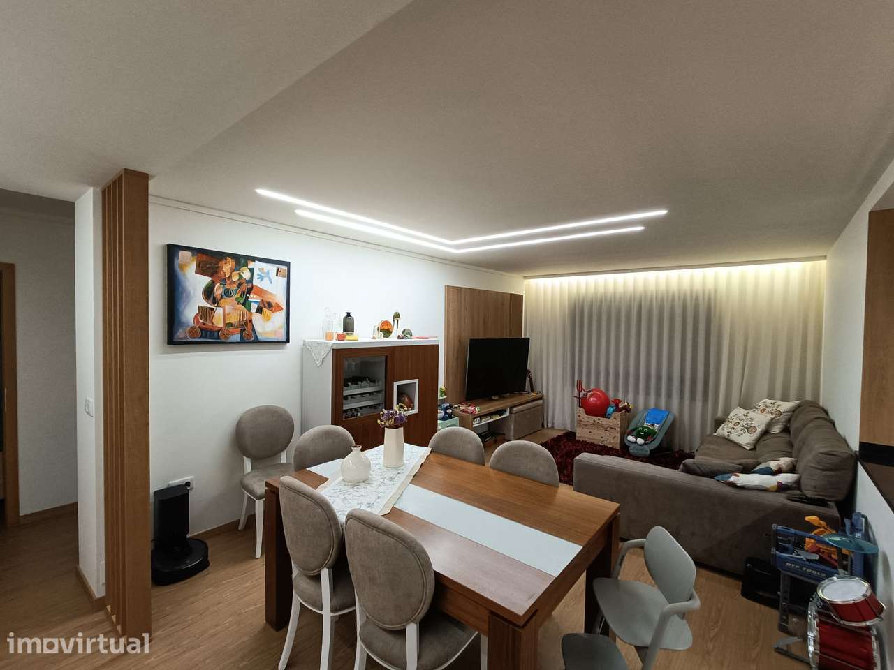 T1+1 Premium |Remodelado em 2024 |Garagem Arrumos |Elevador |Rio Tinto - Grande imagem: 2/14