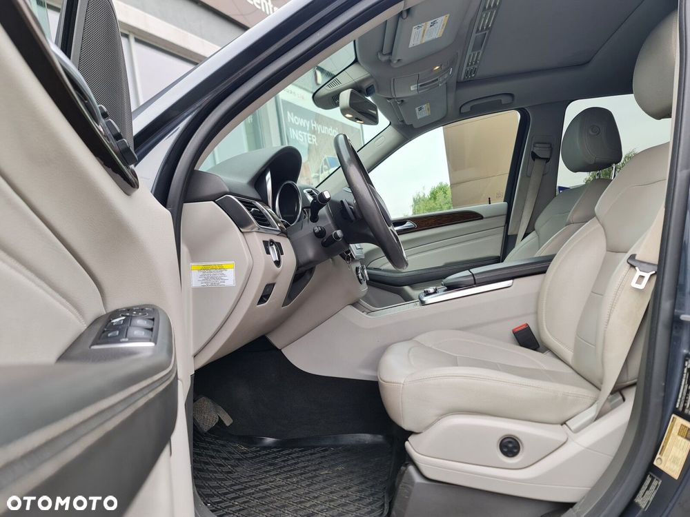 Mercedes-Benz ML 350 BlueTec 4-Matic - 15