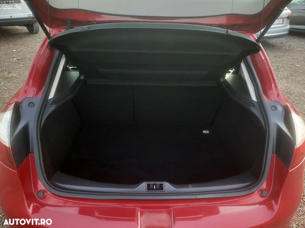 Renault Megane dCi 110 FAP Paris Business - 14