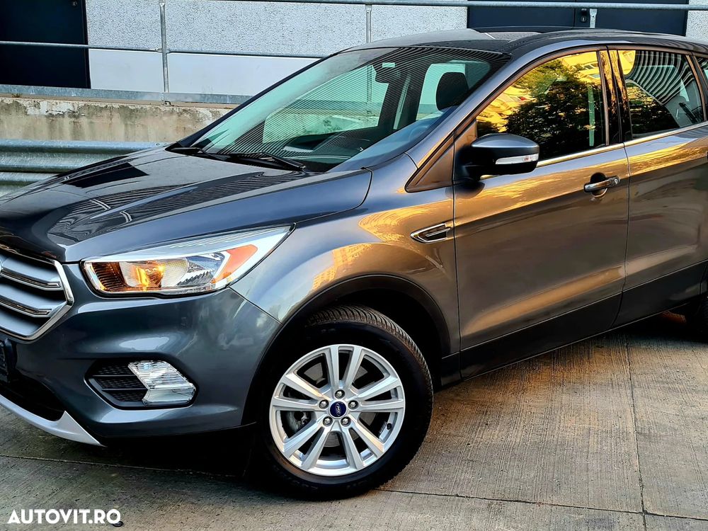 Ford Kuga 1.5 TDCi 2WD Trend - 28