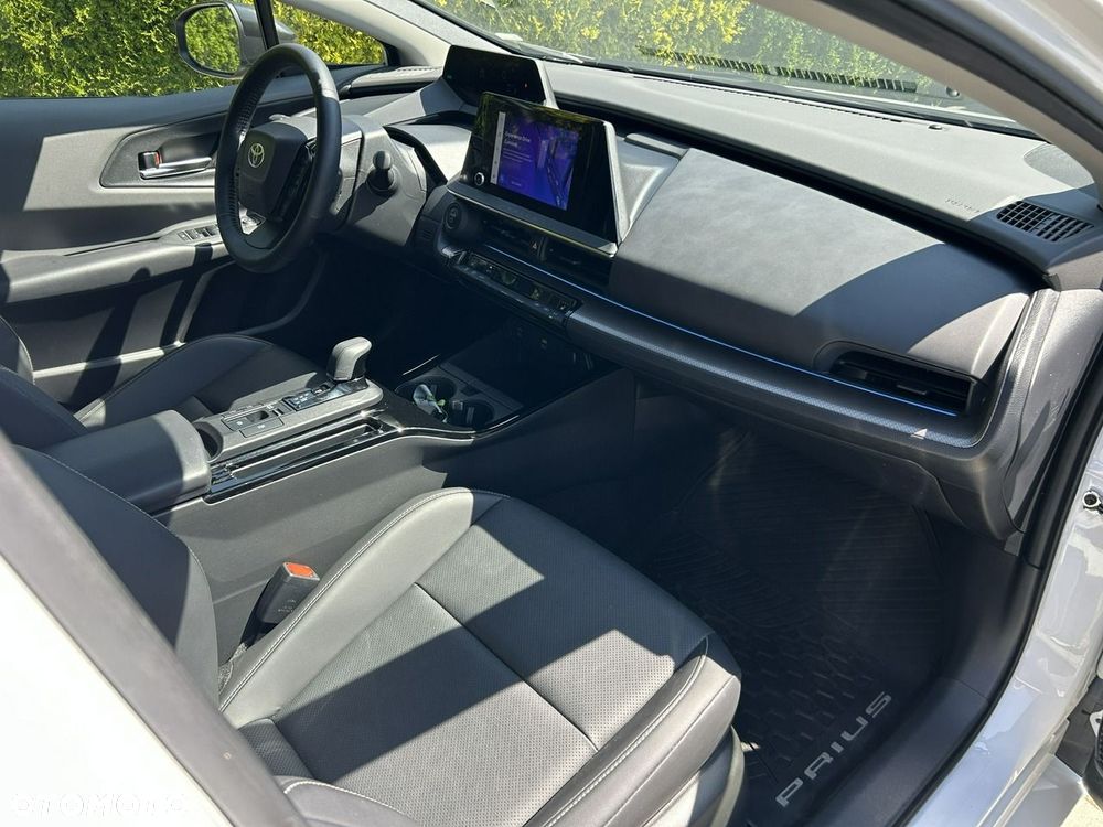Toyota Prius - 15