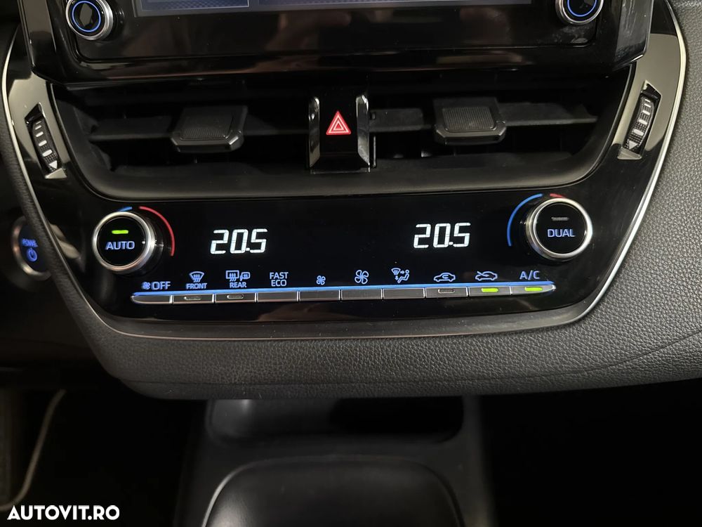Toyota Corolla - 17