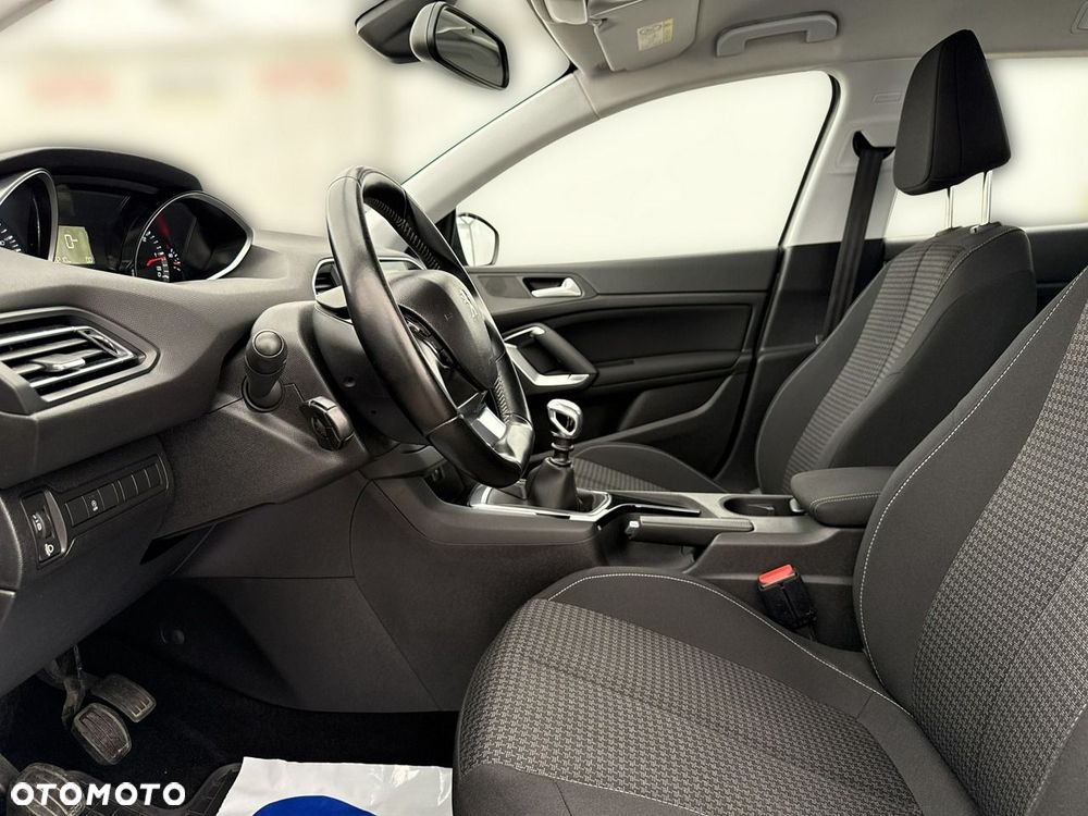 Peugeot 308 - 12
