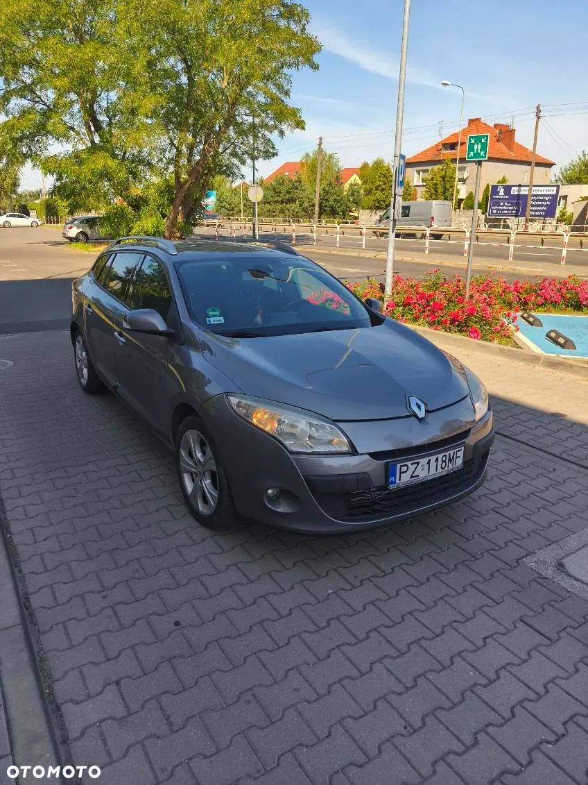 Renault Megane 1.9 dCi FAP Grandtour Avantage - 1