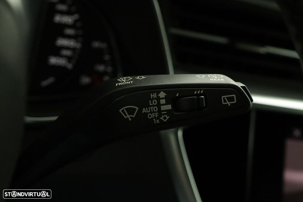 Audi A6 Avant 40 TDI Design S tronic - 19