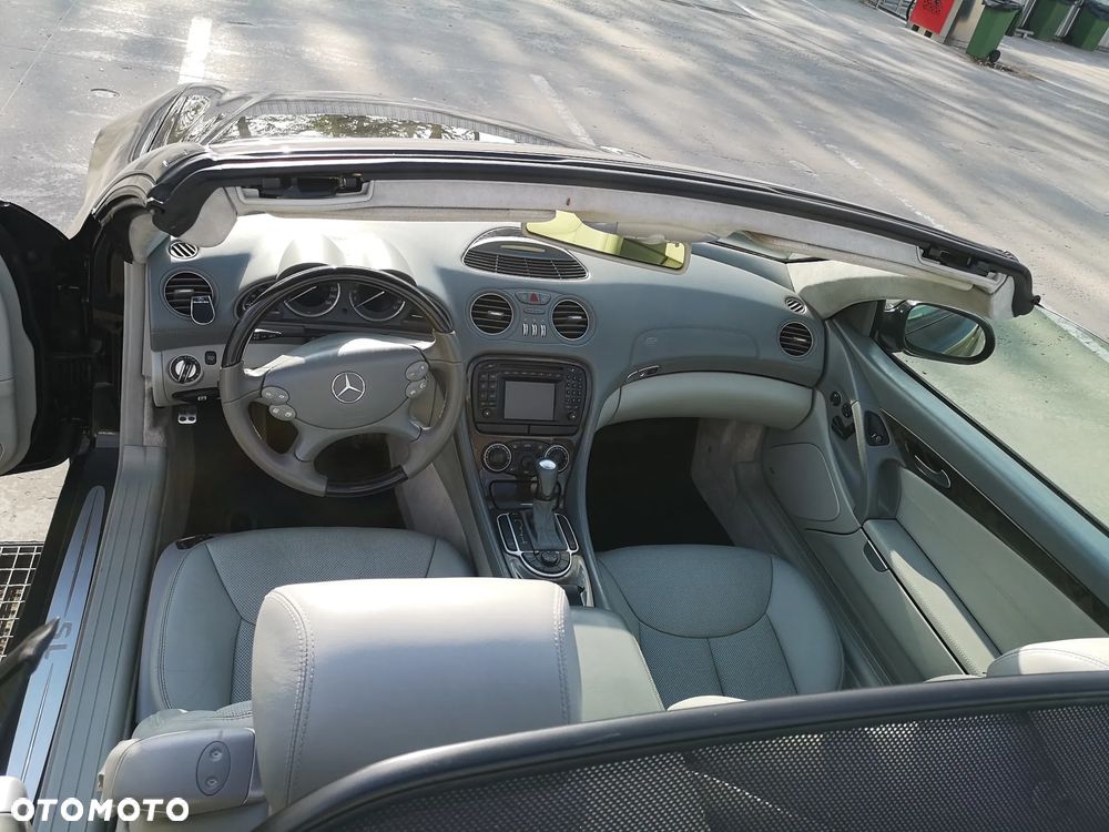 Mercedes-Benz SL 500 - 25