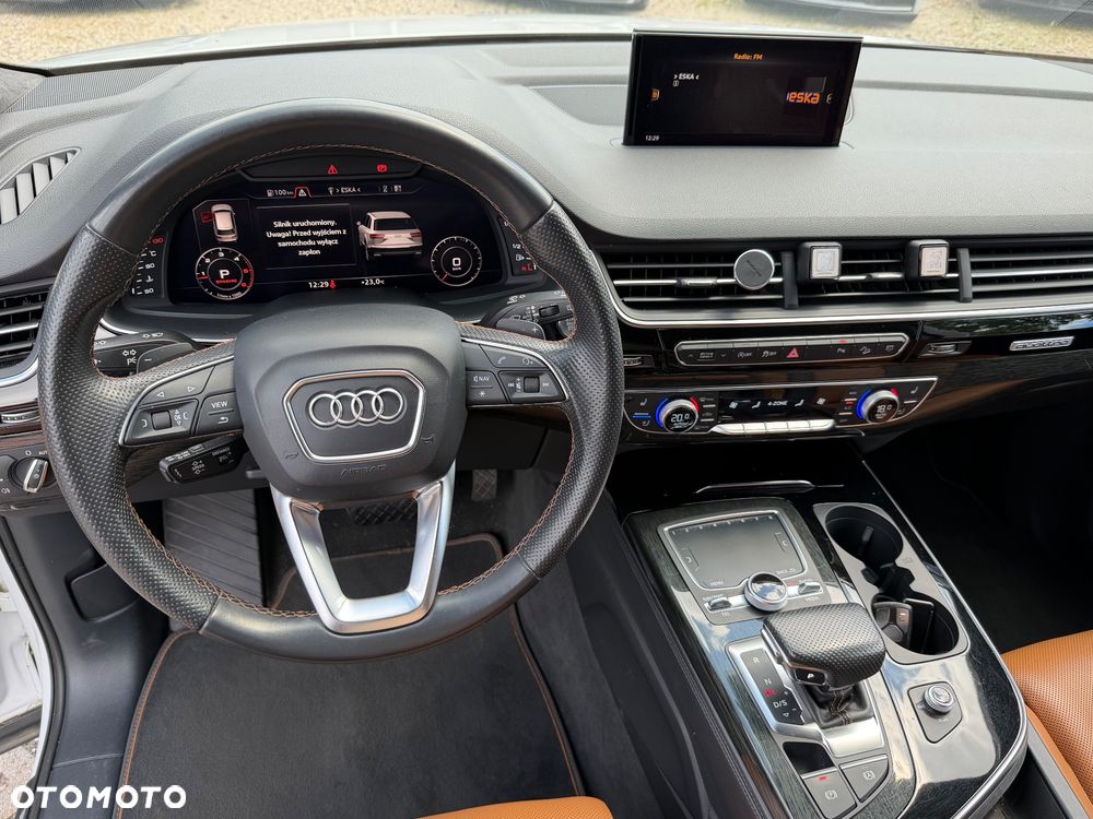 Audi Q7 - 19