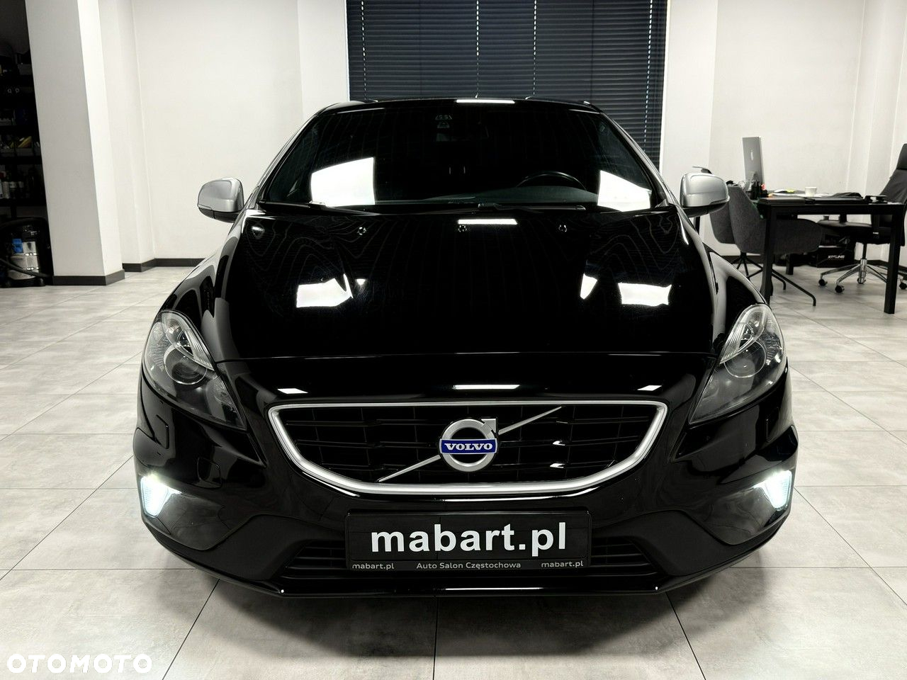 Volvo V40 D3 Drive-E SCR R-Design Momentum - 8