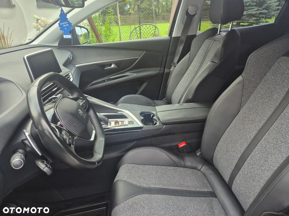 Peugeot 3008 - 17