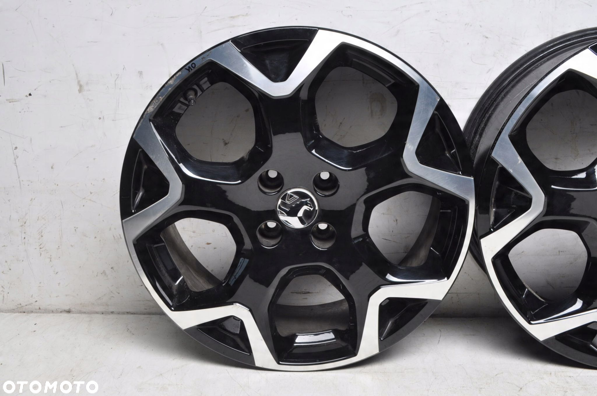 OPEL MOKKA FELGI ALUMINIOWE R18" 7J 4X108 ET35 9835097680 - 9