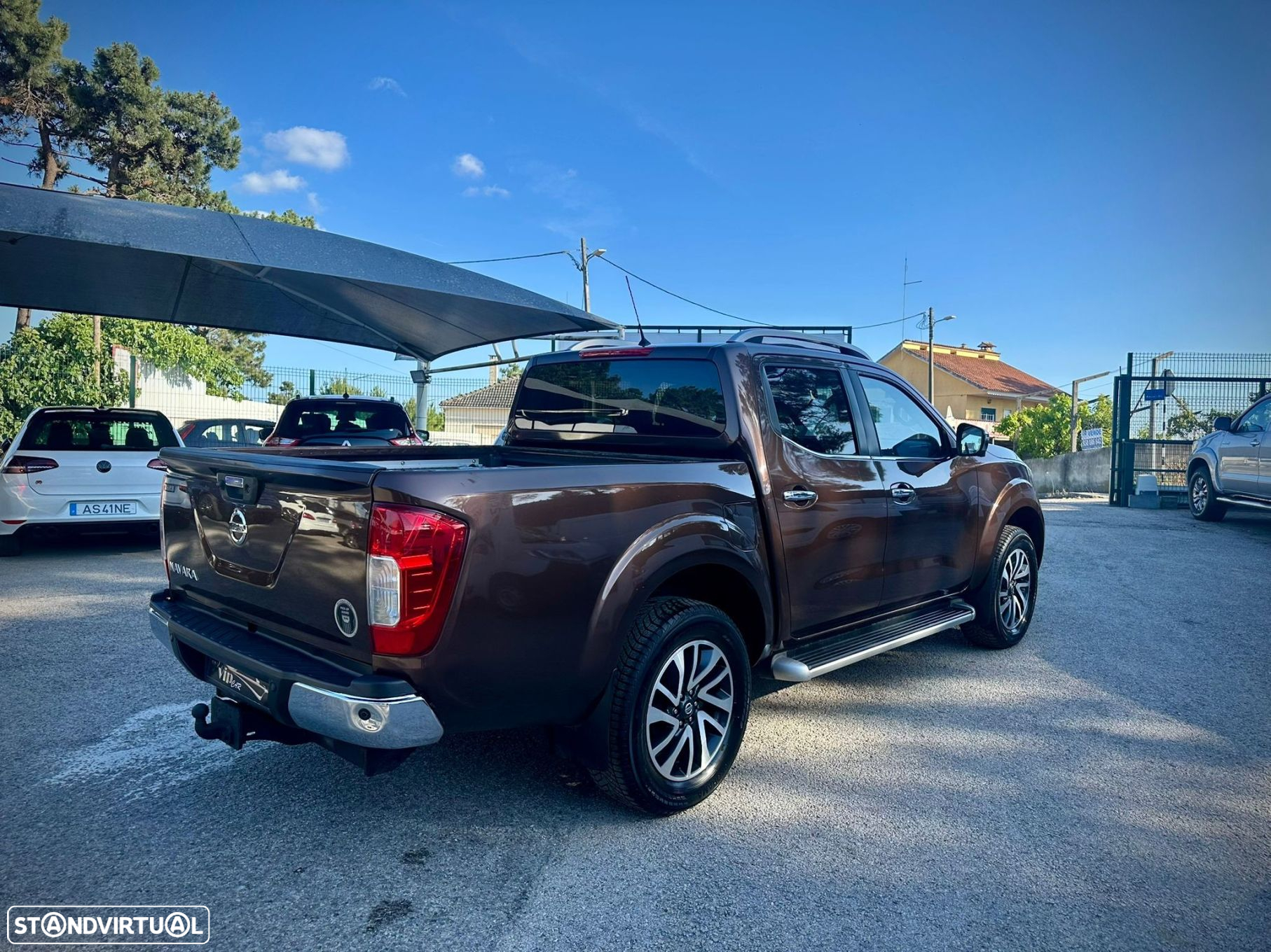 Nissan Navara 2.3 dCi CD 4WD Tekna Auto - 7