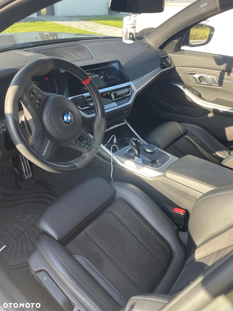 BMW Seria 3 320d Sport Line - 10