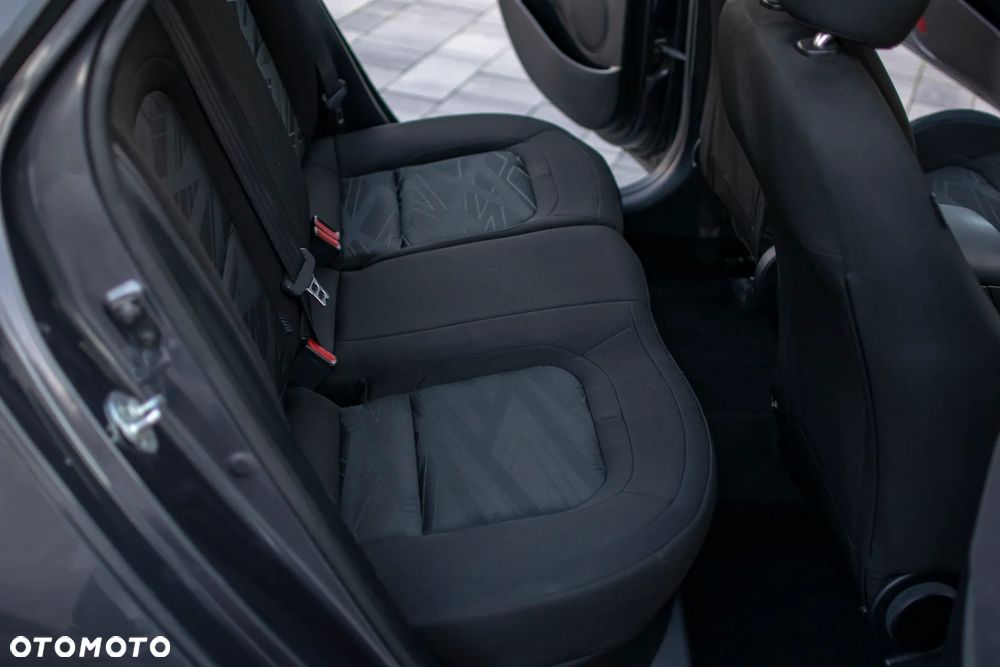 Kia Ceed - 6
