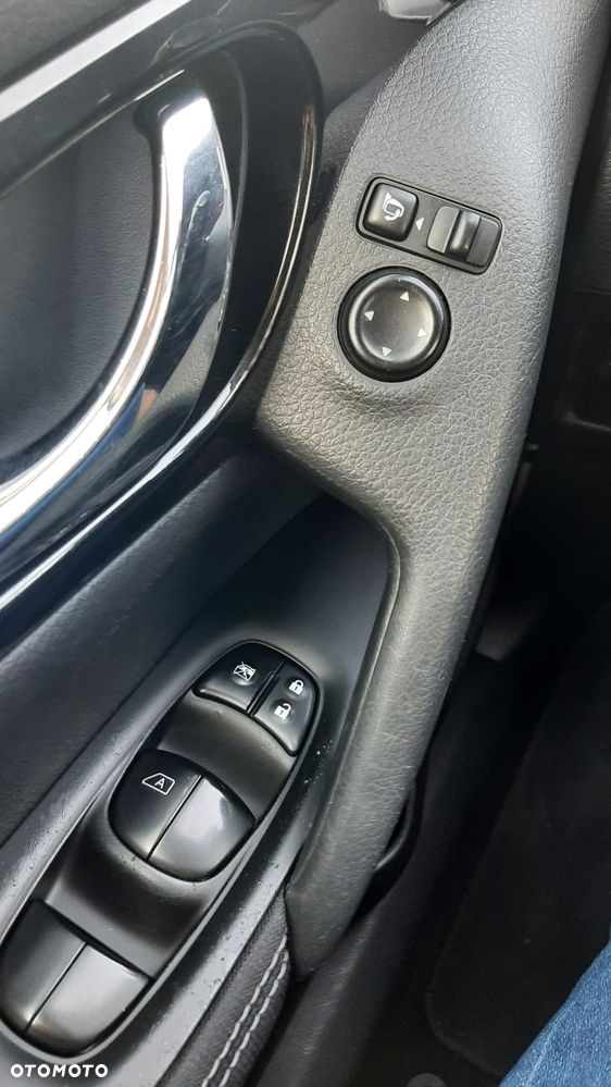 Nissan Qashqai 1.5 dCi DPF 360 - 20