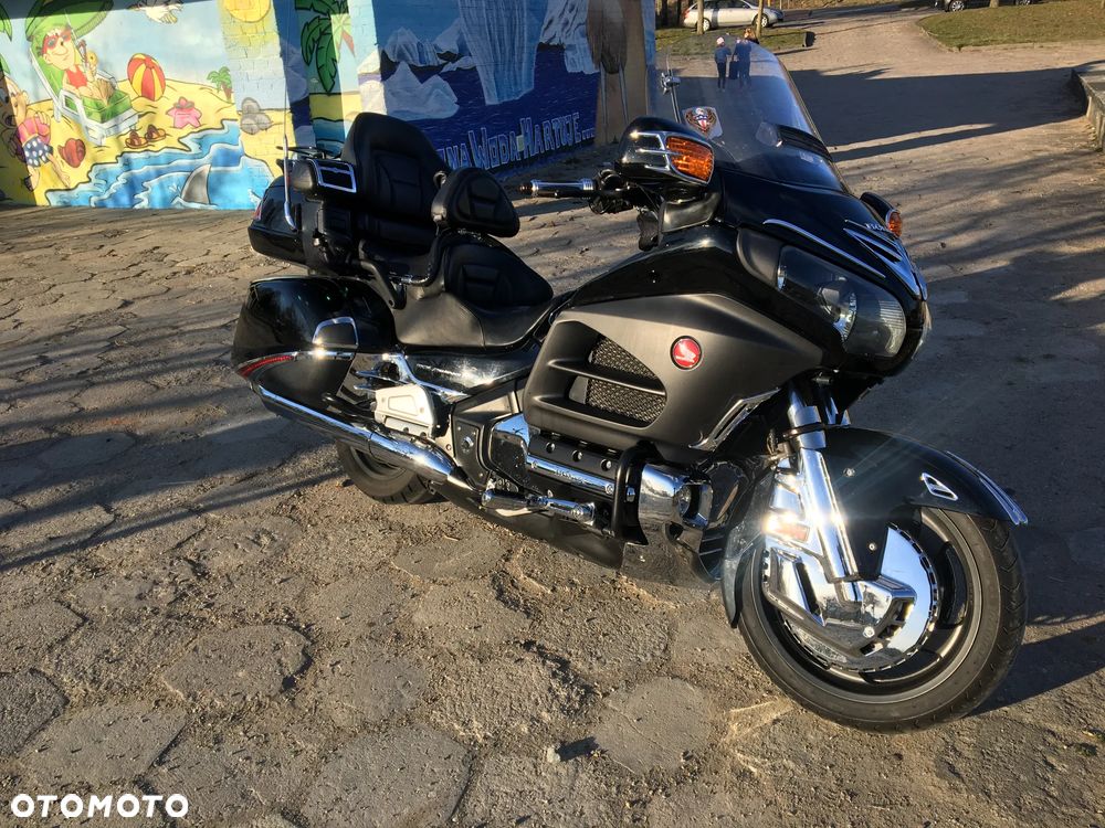 Honda GL - 4