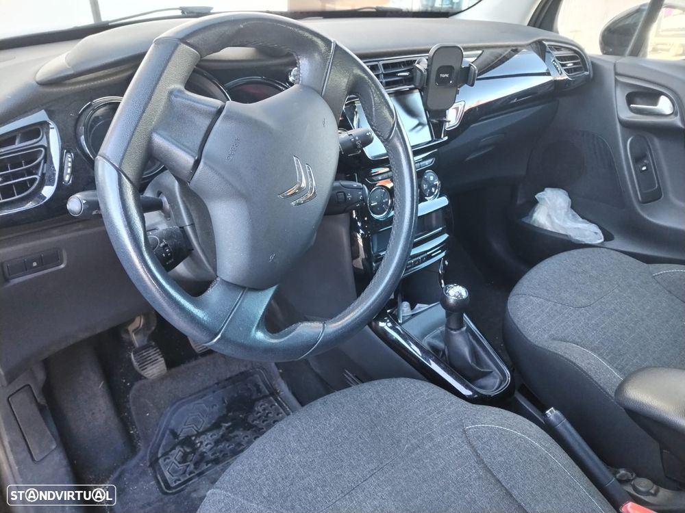 Citroën C3 1.2 PureTech Collection - 1
