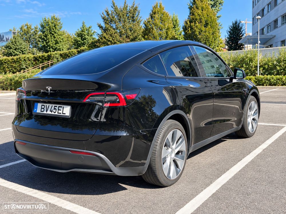 Tesla Model Y RWD - 3