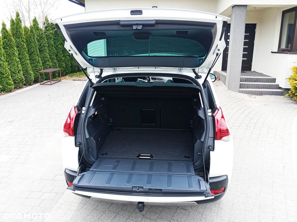 Peugeot 3008 1.6 BlueHDi Style S&S - 23