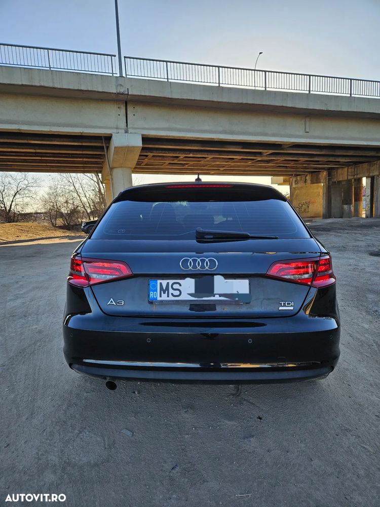 Audi A3 1.6 TDI ack sport - 5