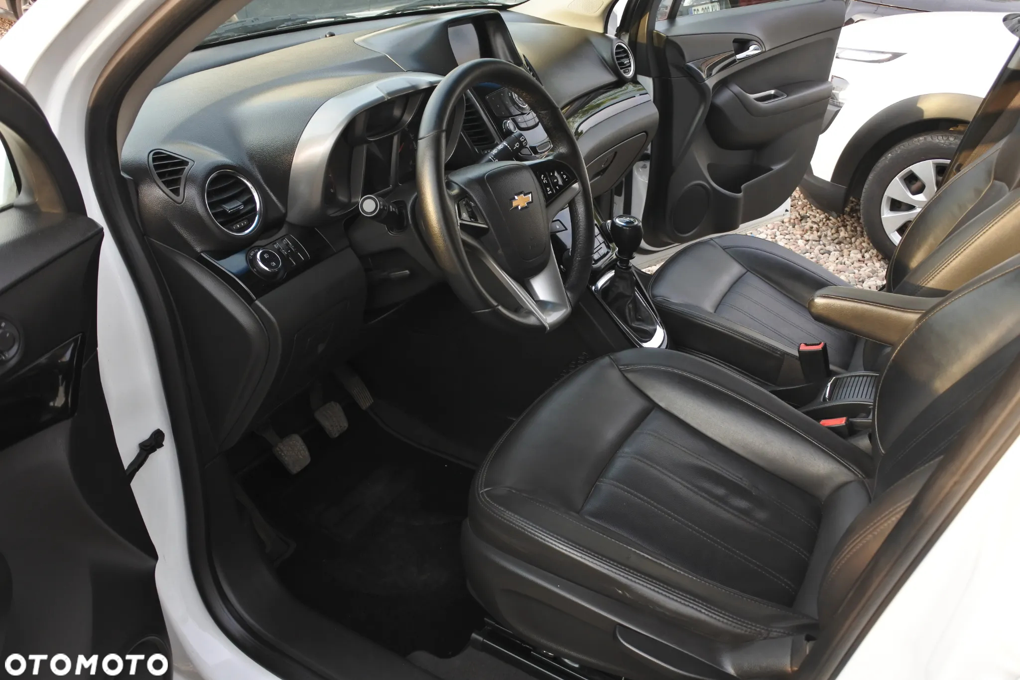Chevrolet Orlando 1.4T LTZ+ - 10