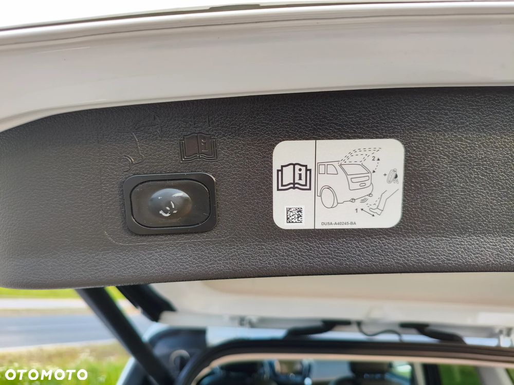 Ford Kuga 1.5 EcoBoost FWD Titanium ASS - 3