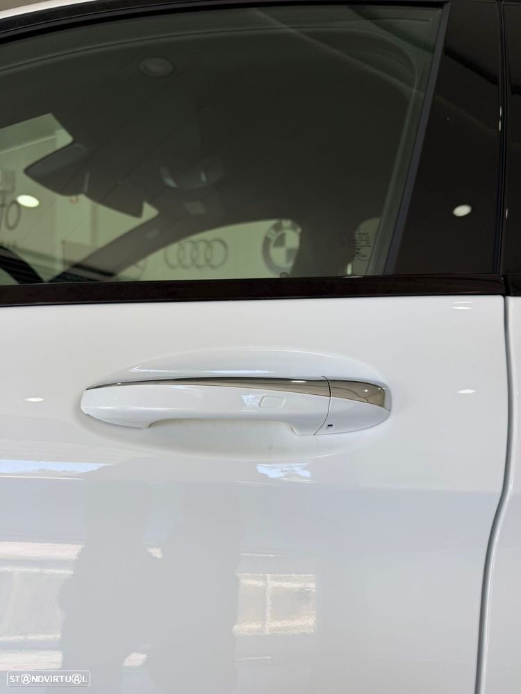 Mercedes-Benz C 300 de AMG Line - 9