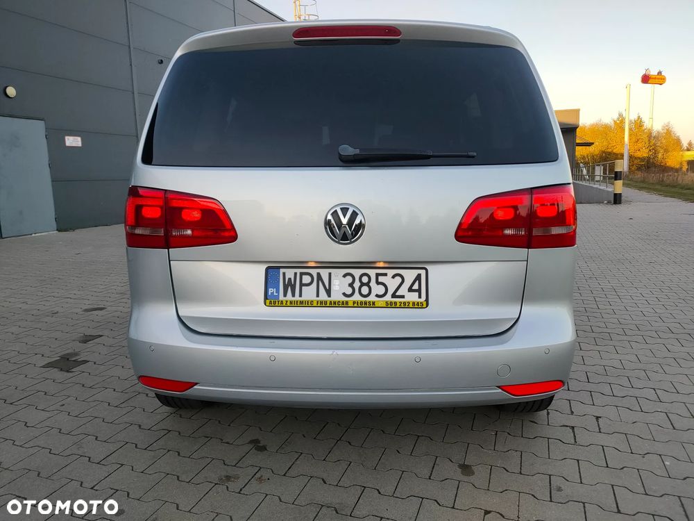 Volkswagen Touran - 6