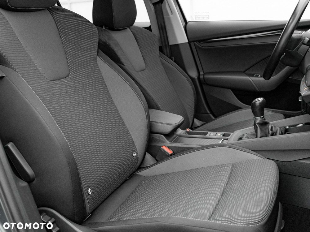 Skoda Octavia 1.5 TSI ACT Ambition - 27