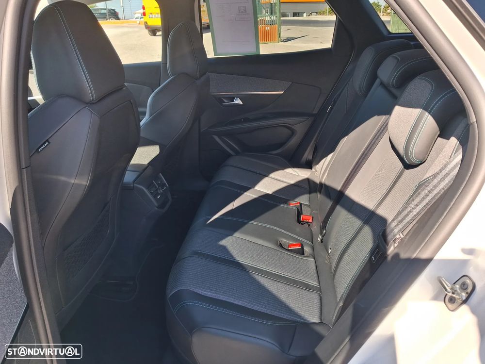 Peugeot 3008 225 e-EAT8 Allure Pack - 16