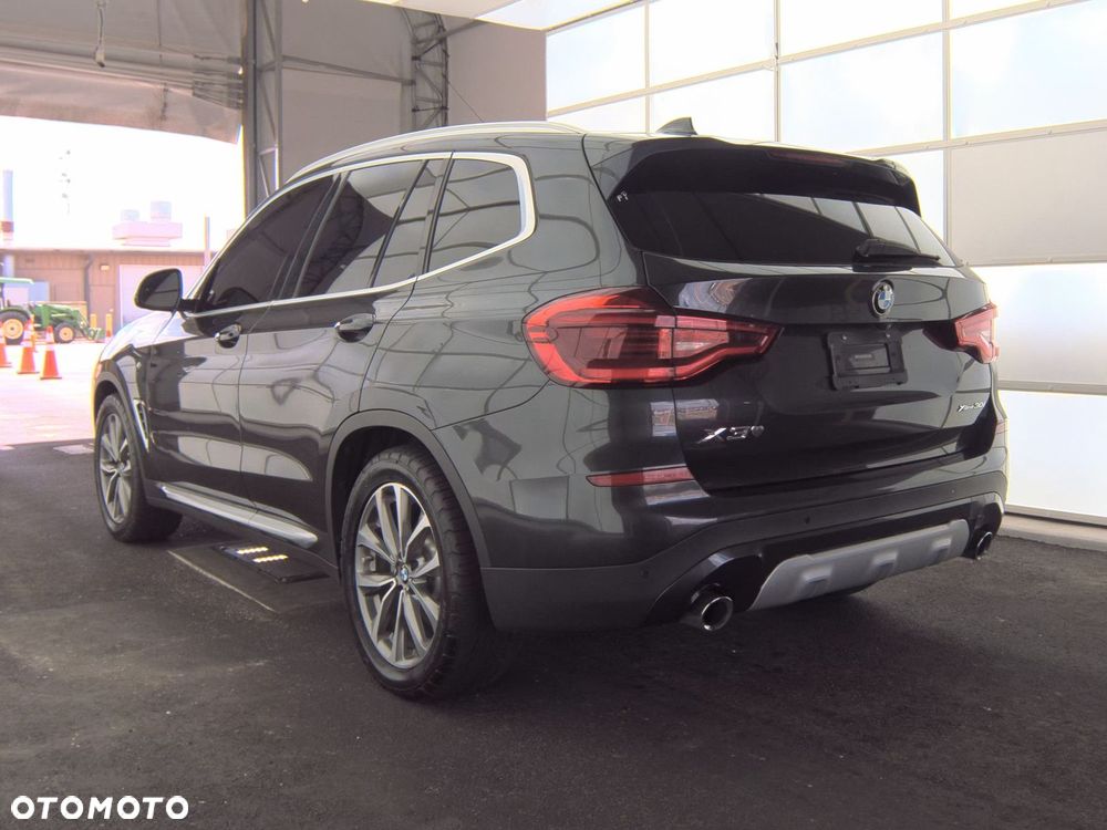 BMW X3 xDrive30i Luxury Line sport - 9