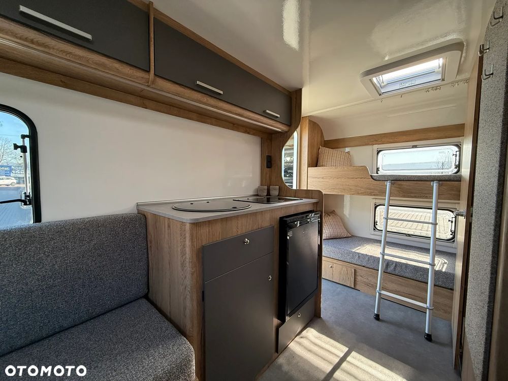 Niewiadów LAZUR przyczepa kempingowa NIEWIADÓWKA dla 4 osób z łazienką i WC 1000kg - 31