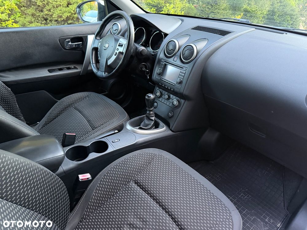 Nissan Qashqai 1.5 dCi DPF tekna - 14