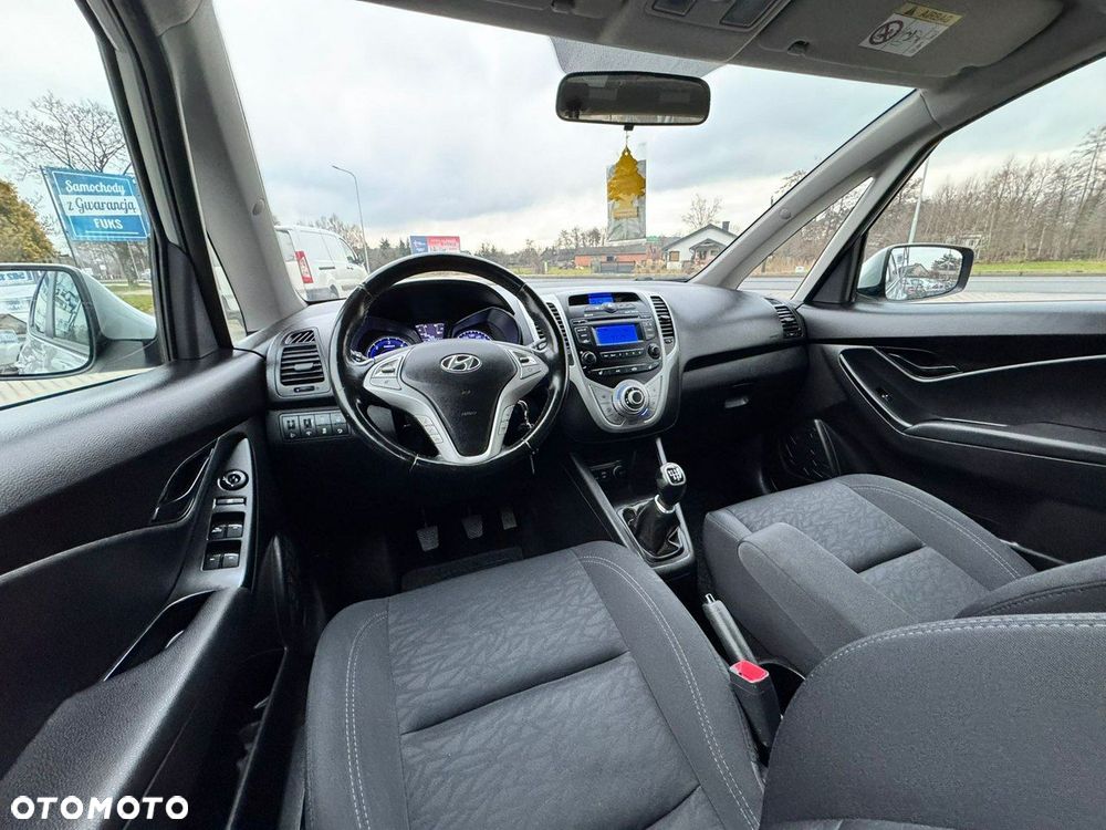Hyundai ix20 - 22