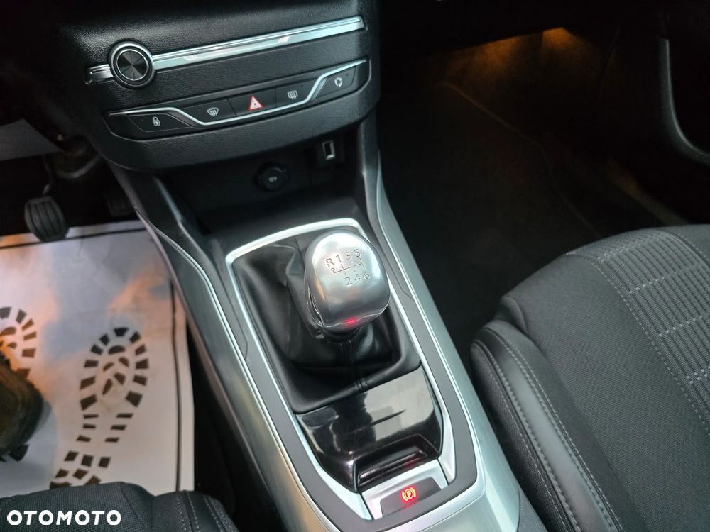 Peugeot 308 BlueHDi 120 Stop & Start Allure - 33