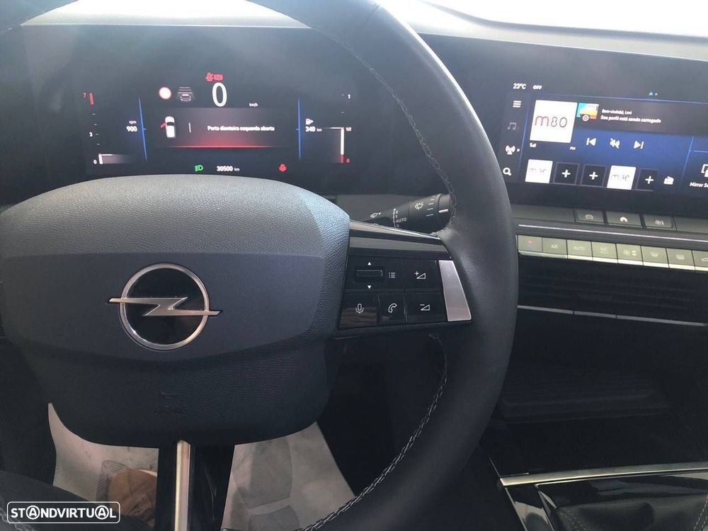 Opel Astra 1.2 T Elegance - 9