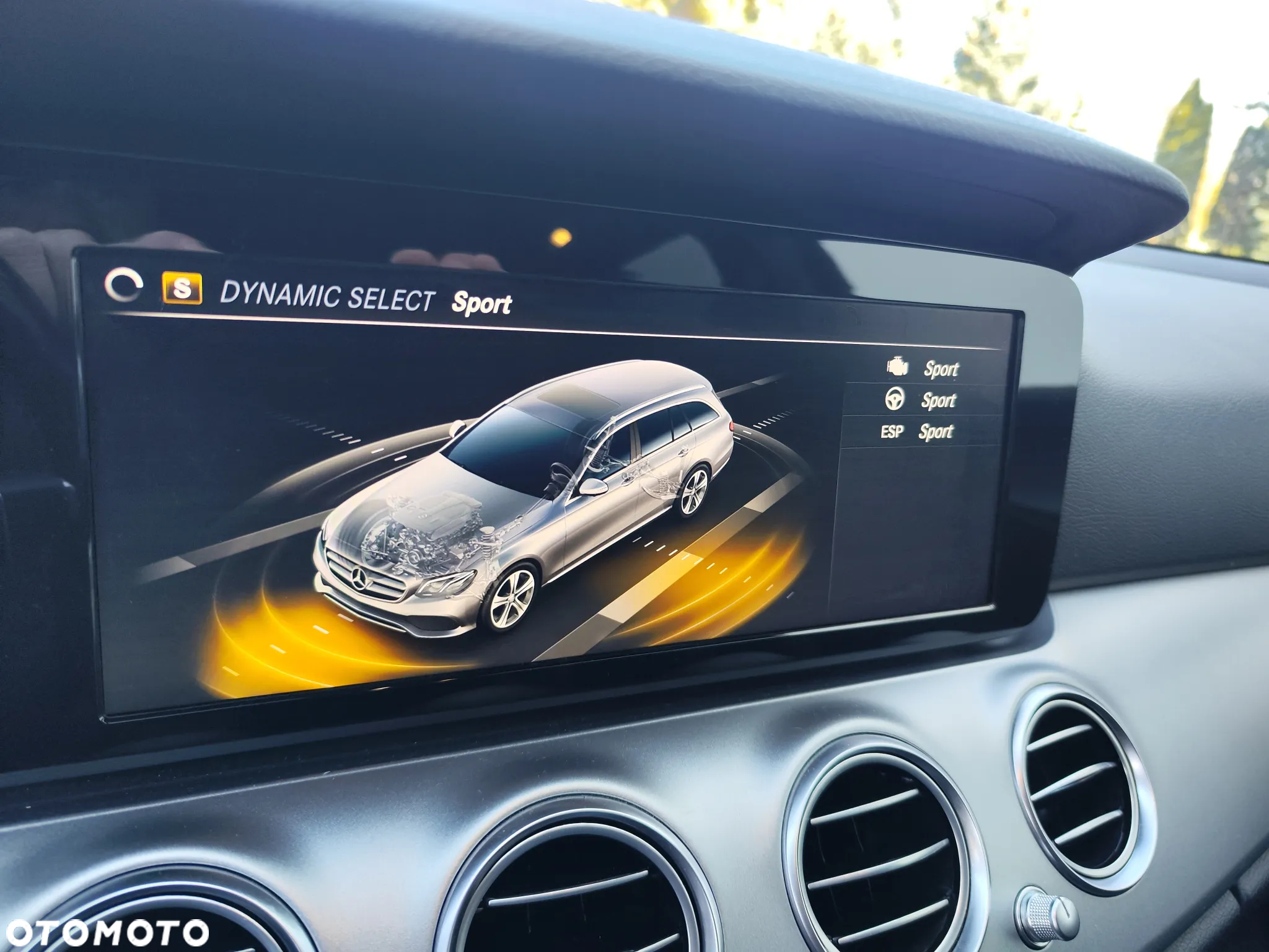 Mercedes-Benz Klasa E 220 d Avantgarde - 31
