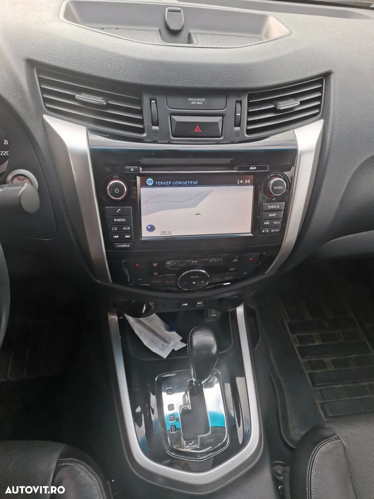 Nissan Navara 2.3 dCi Bi Turbo Double Cab Tekna Aut. - 12