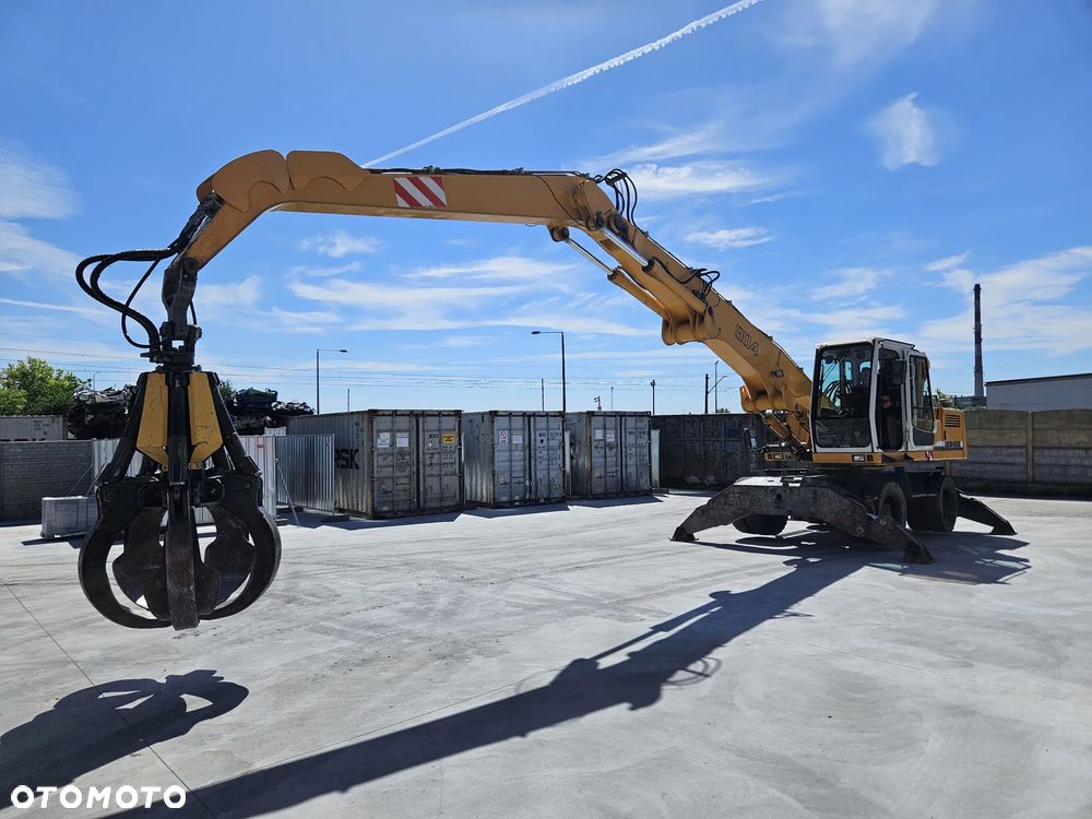 Liebherr A904 - 15
