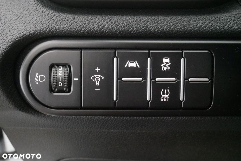 Kia Ceed 1.5 T-GDI M - 23