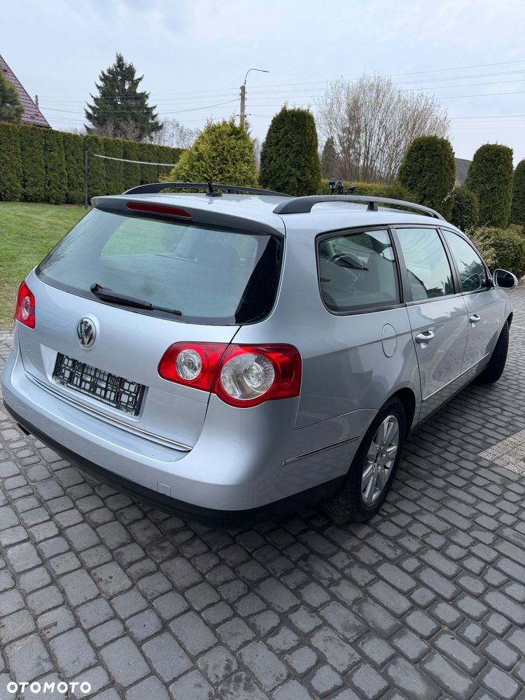 Volkswagen Passat - 8